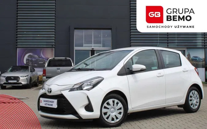 samochody osobowe Toyota Yaris cena 49900 przebieg: 66276, rok produkcji 2017 z Choroszcz